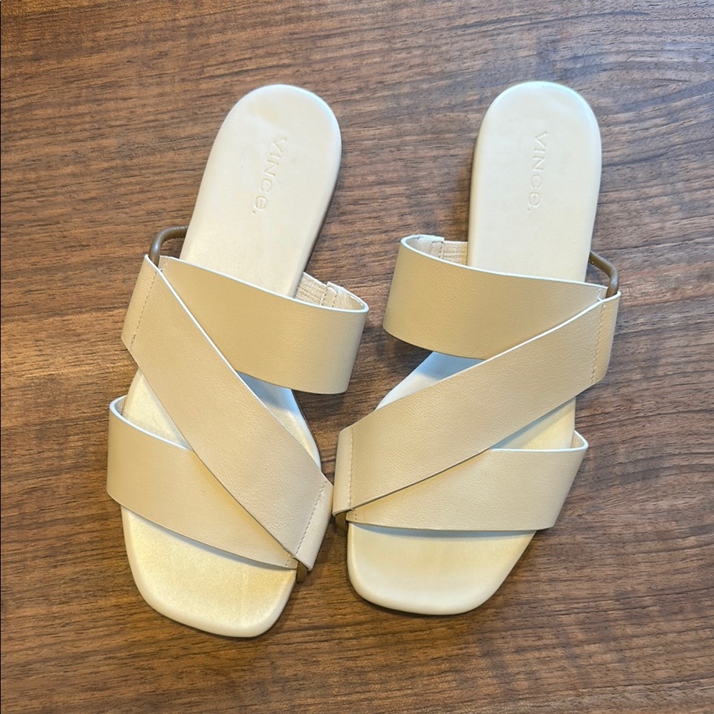 Vince Dylan Sandals